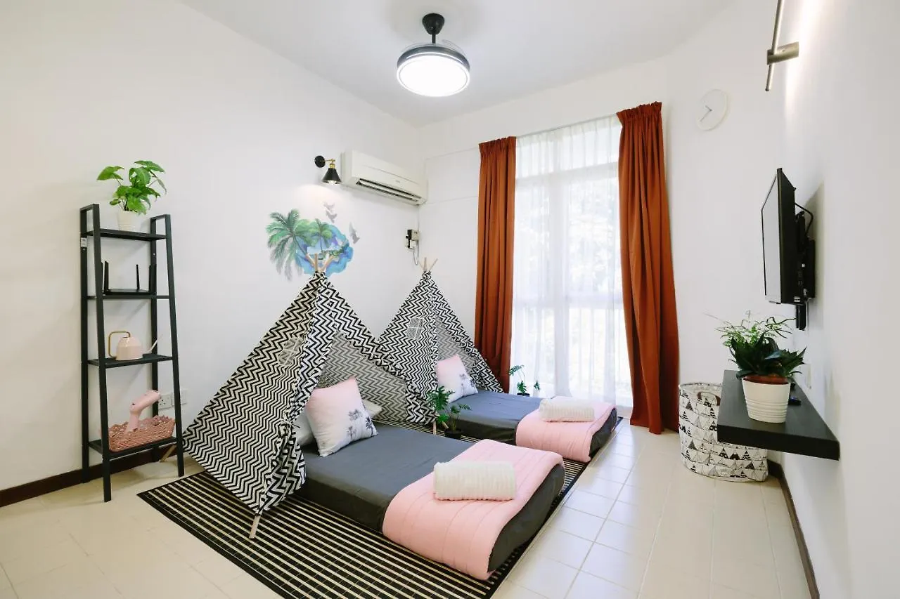 Ee'S Seaside House - Homestay 3 Min Walk To Beach باتو فيرينغي