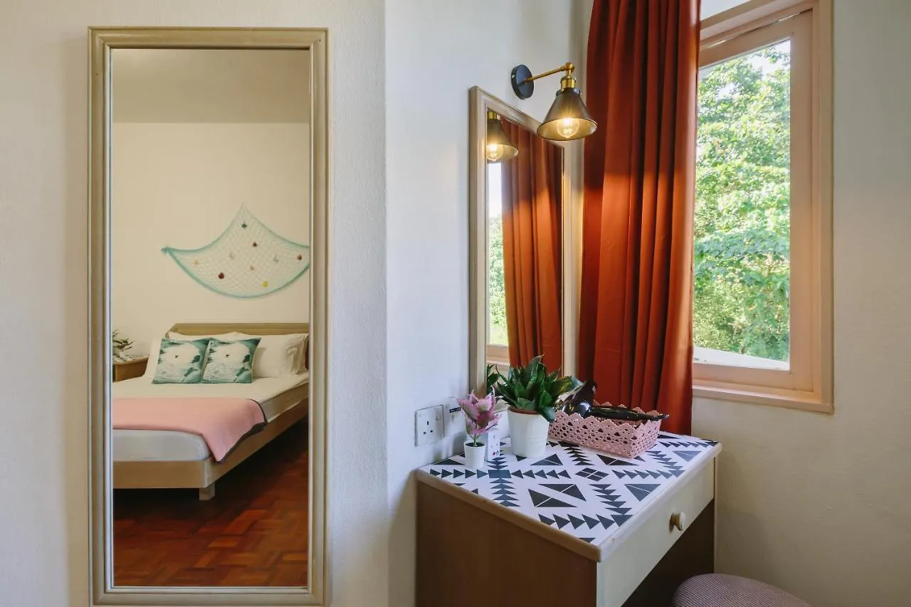 Ee'S Seaside House - Homestay 3 Min Walk To Beach Batu Ferringhi Apartment